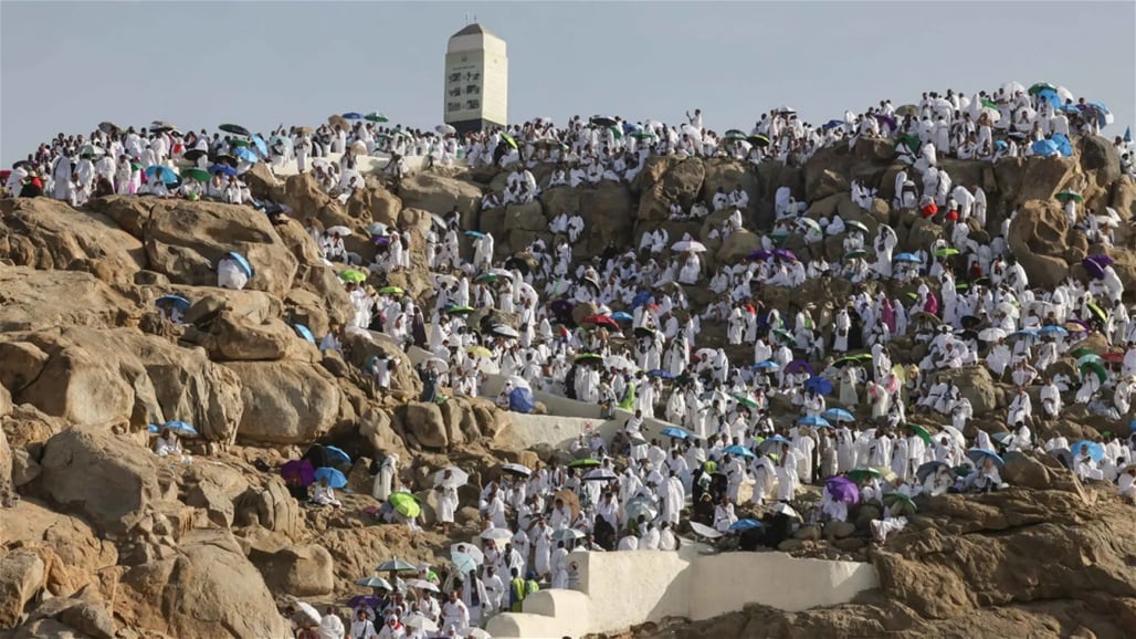 مشاهد من تواجد الحجاج على جبل عرفة