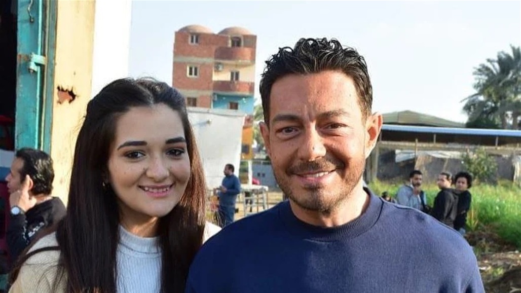 الفنان أحمد زاهر يناشد الجمهور الدعاء لابنته ملك بعد دخولها المستشفى