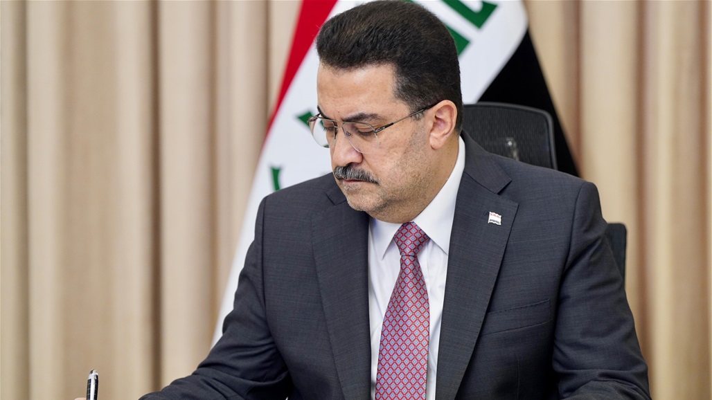 الفريق الحكومي المشكل بامر السوداني يباشر بتفويج الحجاج العراقيين والإيرانيين براً