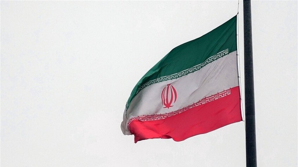 إيران تهدد: لم نستخدم ورقتي النفط ومضيق هرمز