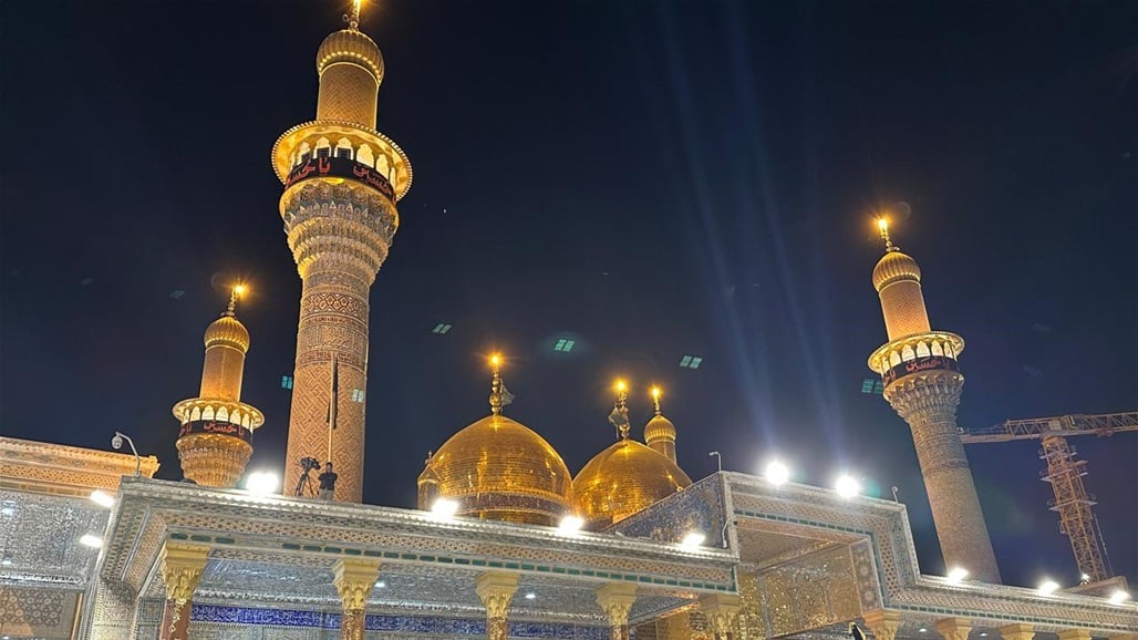بدء مراسم تبديل راية الكاظمين (ع) إيذاناً ببدء شهر محرم الحرام (صور)