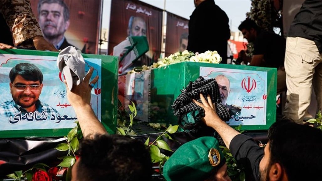 طهران.. مواكب عراقية ورايات حسينية في تشييع 60 شهيدا من العدوان الإسرائيلي (صور)