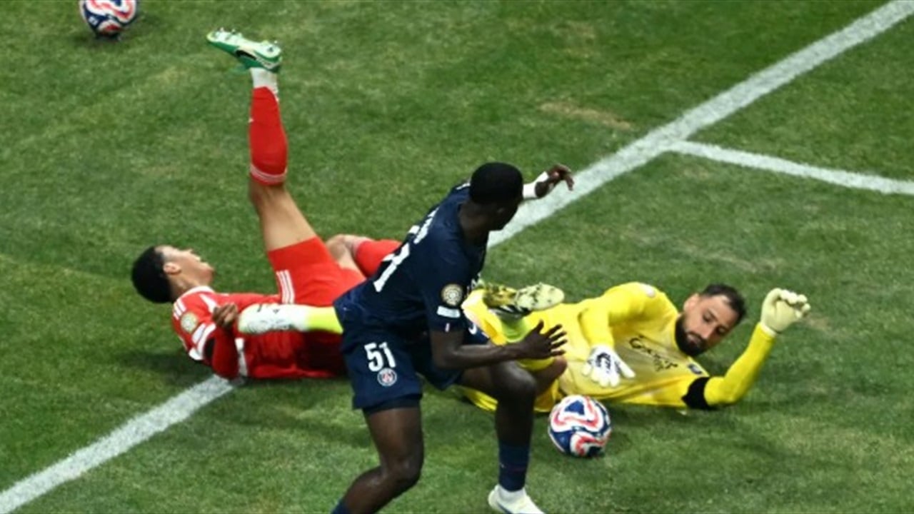 قبيل مواجهة ريال مدريد.. حارس باريس &quot;مصدوم&quot;!