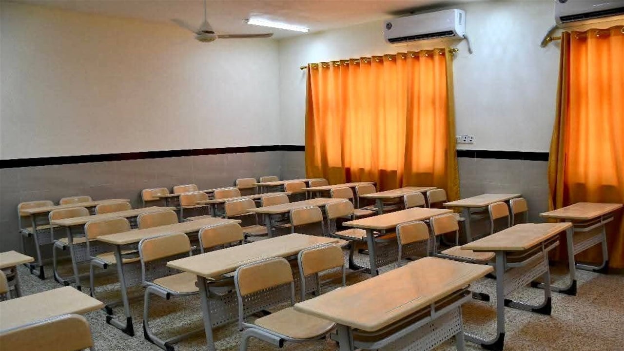افتتاح 8 مدارس نموذجية في ميسان