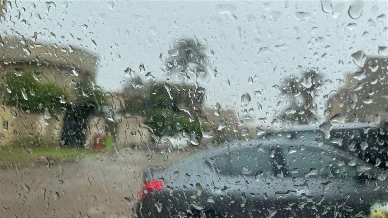 شمالا وجنوبا.. أمطار في هذه المناطق