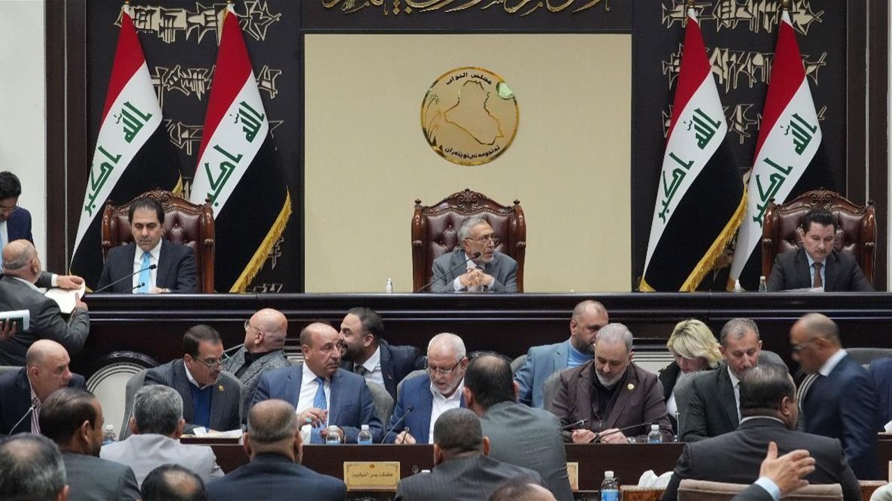 حريق الكوت والمسيرات المفخخة على جدول اعمال البرلمان الاثنين
