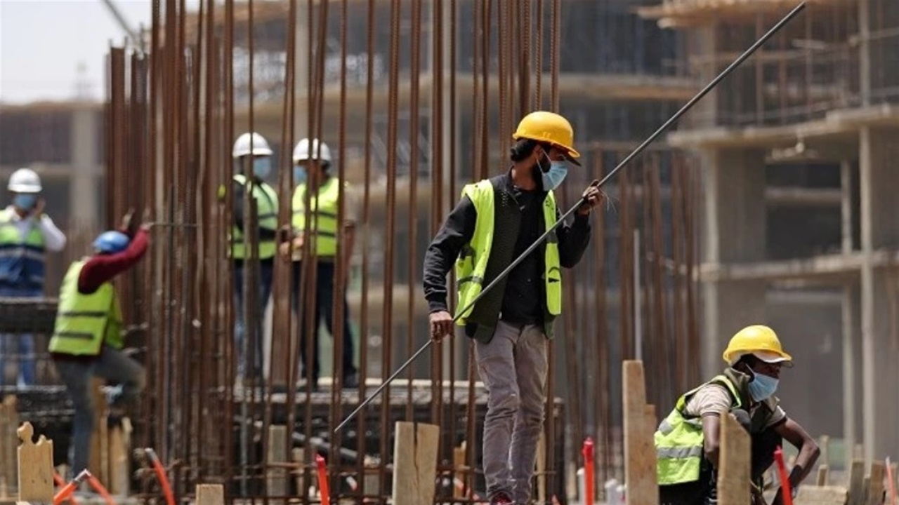اتحاد نقابات العمال يسعى لإعادة صياغة العمل النقابي وحماية حقوق العمال