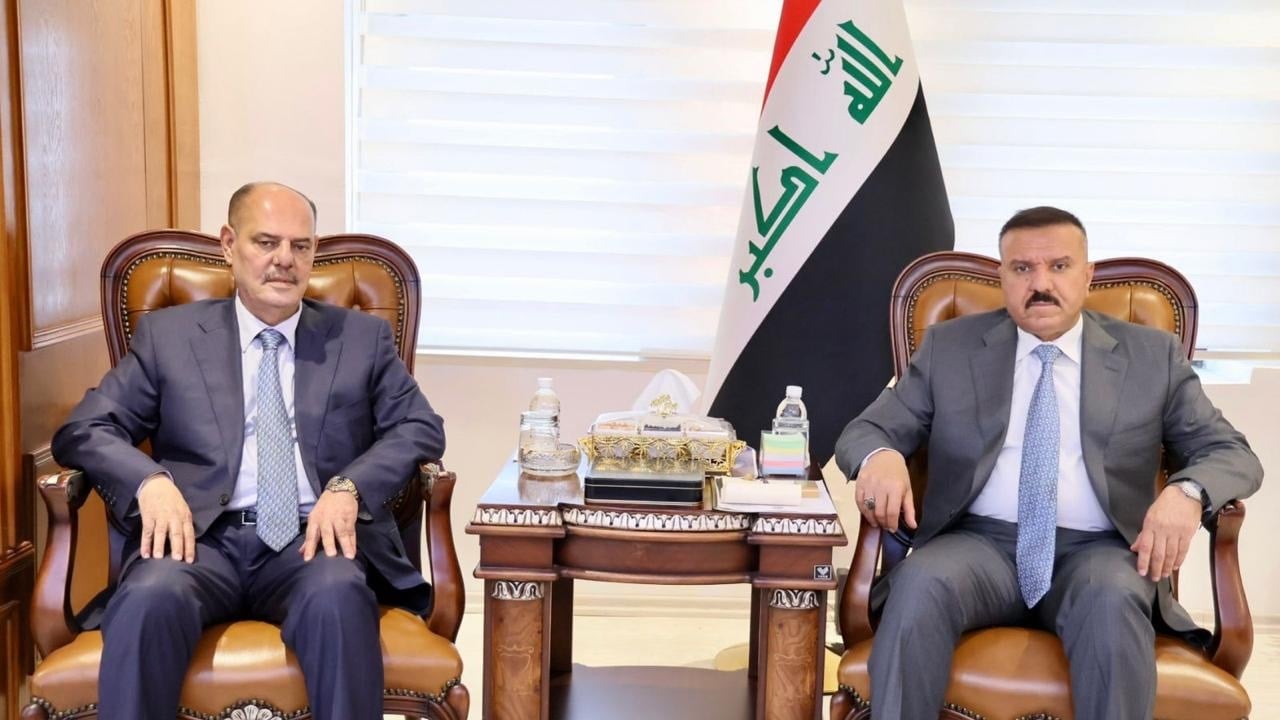 وزير الداخلية يؤكد استعداد الوزارة وأجهزتها في دعم الأسرة الصحفية وتوفير البيئة الآمنة لعملها
