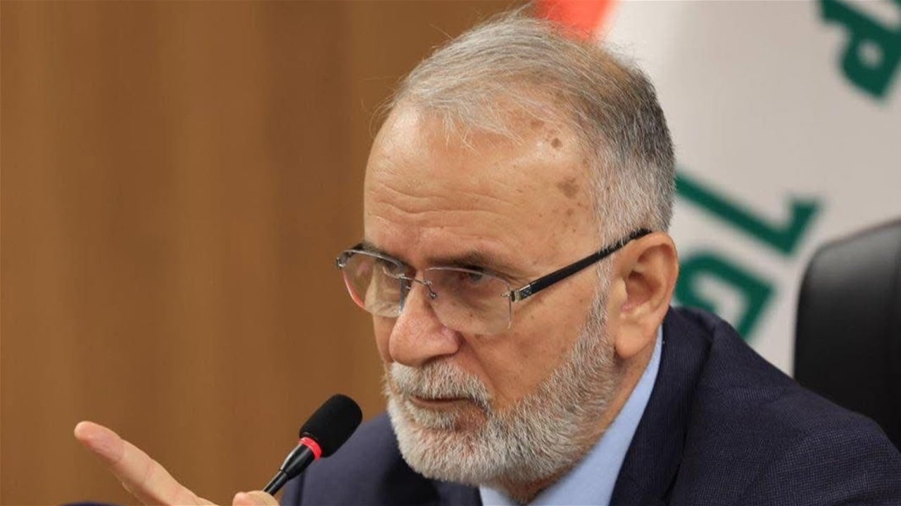 أول تعليق لمحافظ بغداد بعد إحالته الى التقاعد