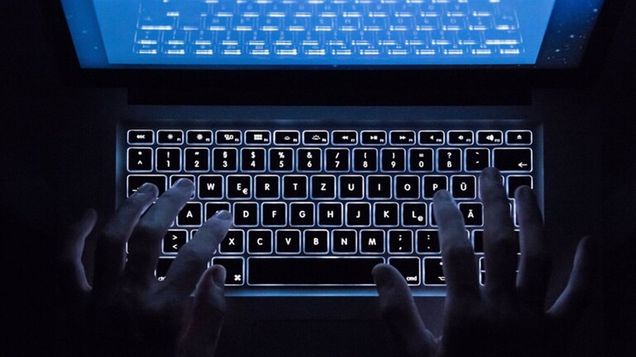 قراصنة يشنون هجوما على مؤسسات أمريكية