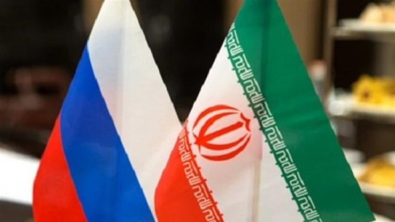 اجتماع عسكري بين إيران وروسيا.. &quot;اتفاق على تعزيز التعاون بالمجالات الدفاعية&quot;