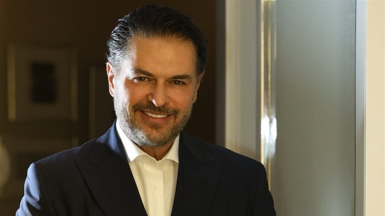 بسبب القبلة على شفاهه.. توضيح من راغب علامة