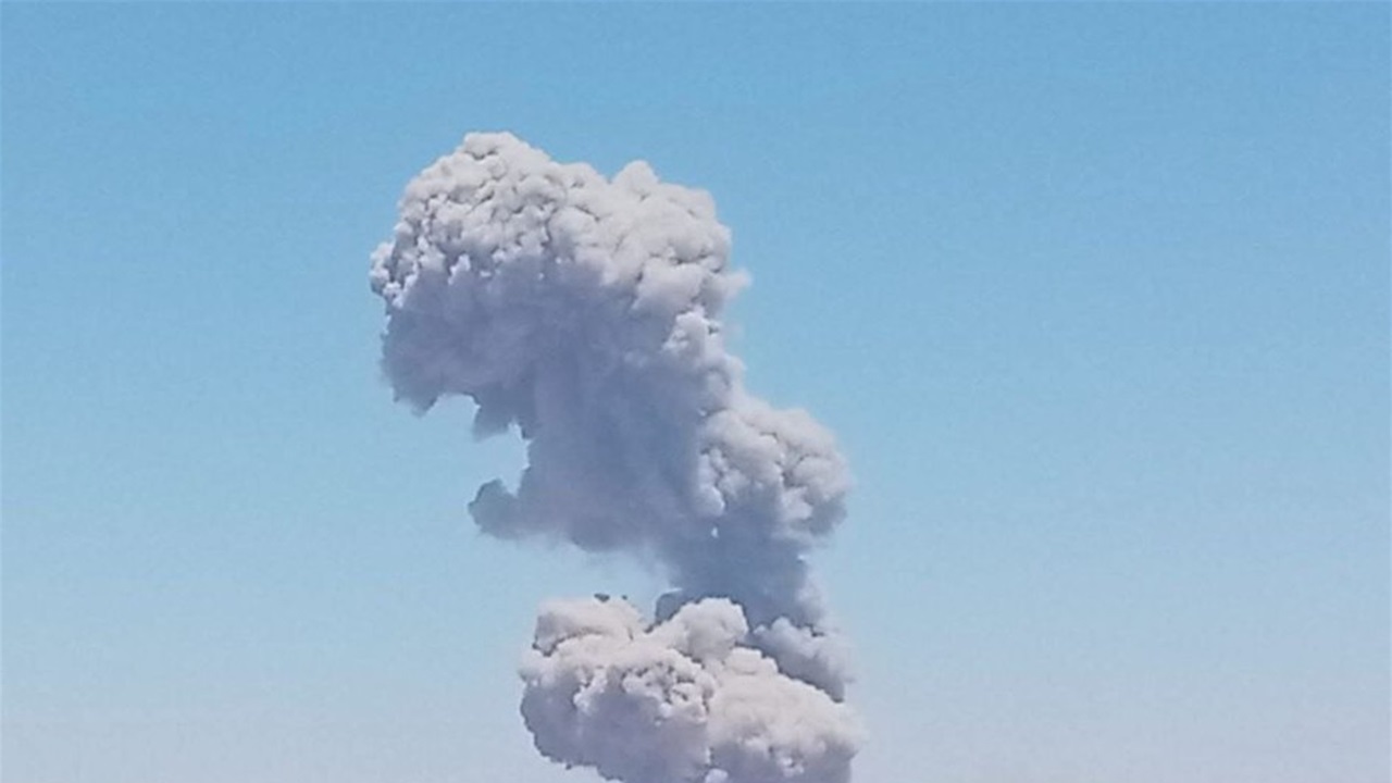 وسائل إعلام: انفجار مجهول السبب يهز مدينة إدلب والبلدات المحيطة بها 