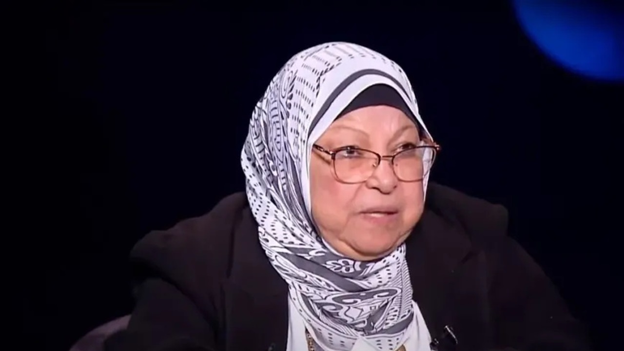 داعية تثير الجدل.. (القرآن لم يحرم الحشيش صراحة)