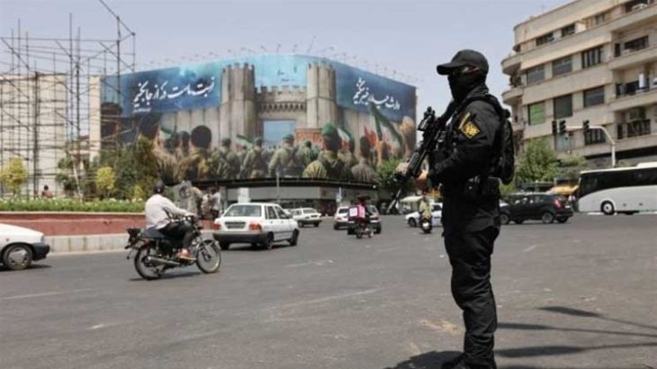 تفاصيل جديدة عن هجوم مبنى القضاء في زاهدان.. وجماعة &quot;جيش الظلم&quot; تتبناه