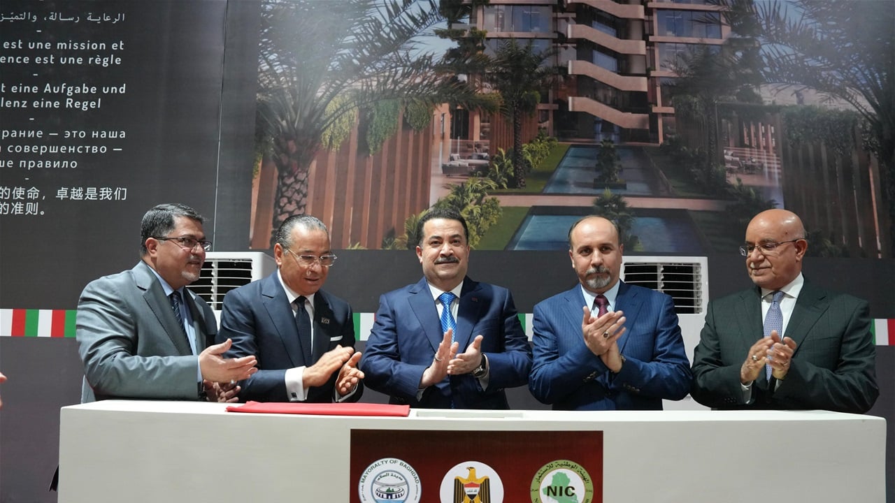 السوداني يطلق الاعمال التنفيذية بالمستشفى الإيطالي