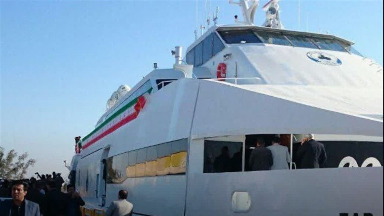 انطلاق اول رحلة بحرية لنقل زائري الاربعينية الى العراق