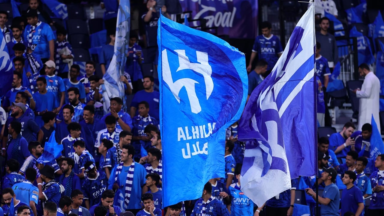 الهلال السعودي يوشك على عقد صفقة مدوية 