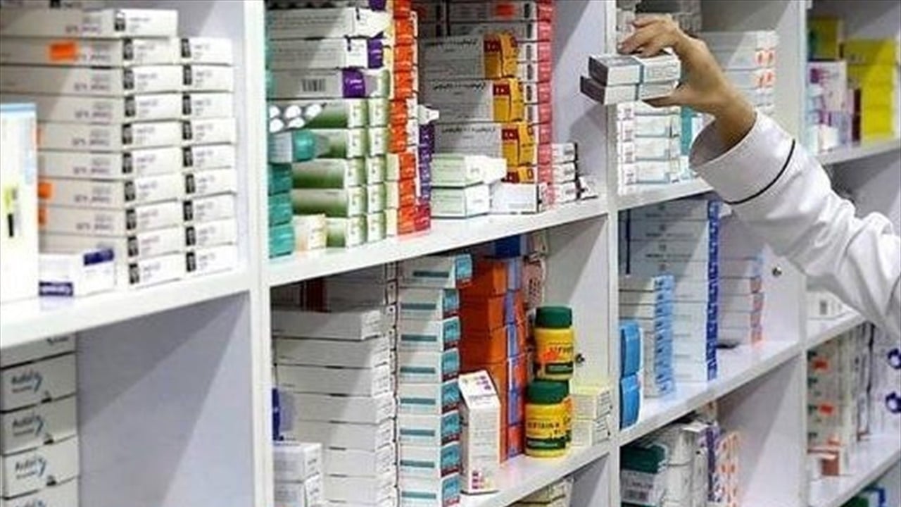 نقيب الصيادلة لخريجي السادس: لا تدرسوا الصيدلة.. لن تحصلوا على تعيين ولا عمل بالقطاع الخاص