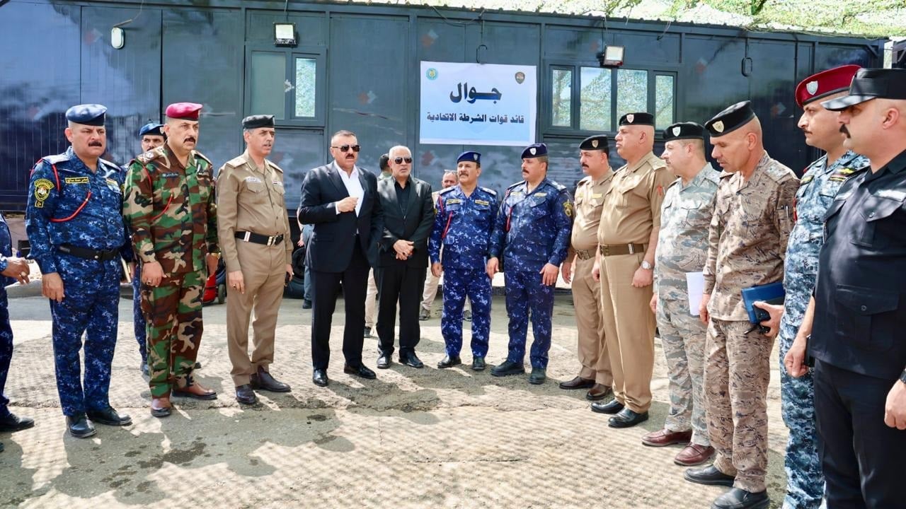 وزير الداخلية يصل كربلاء ويشدد على تسهيل حركة الزائرين