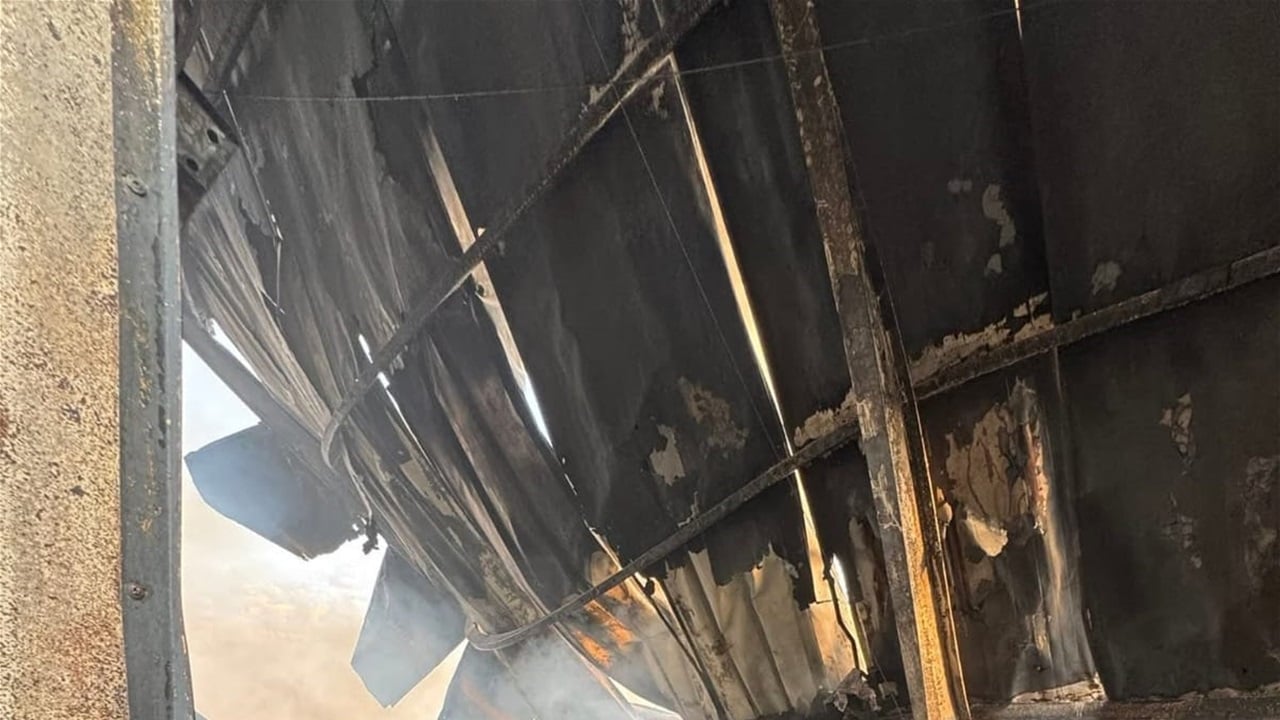 الدفاع المدني تطلب التحقيق.. نفوق 50 ألف دجاجة بحريق في واسط