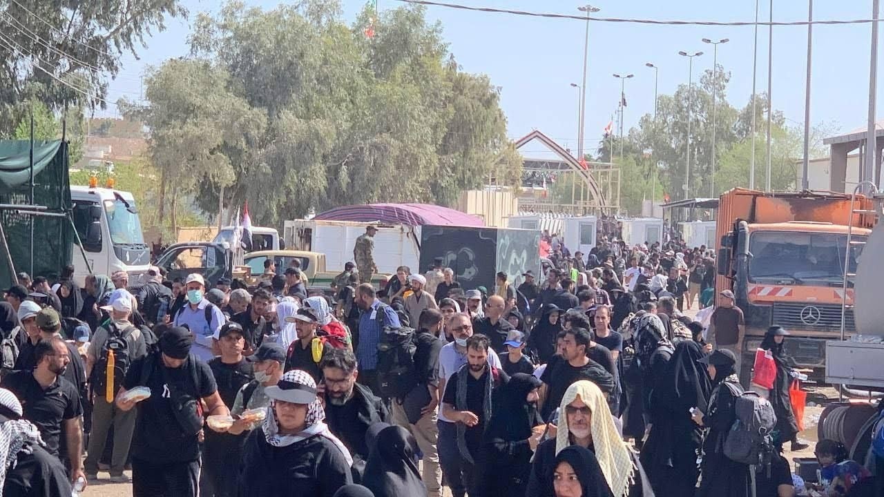 الهلال الأحمر الإيراني ينقل 75 مصابًا و6 متوفين من زائري الأربعين من العراق