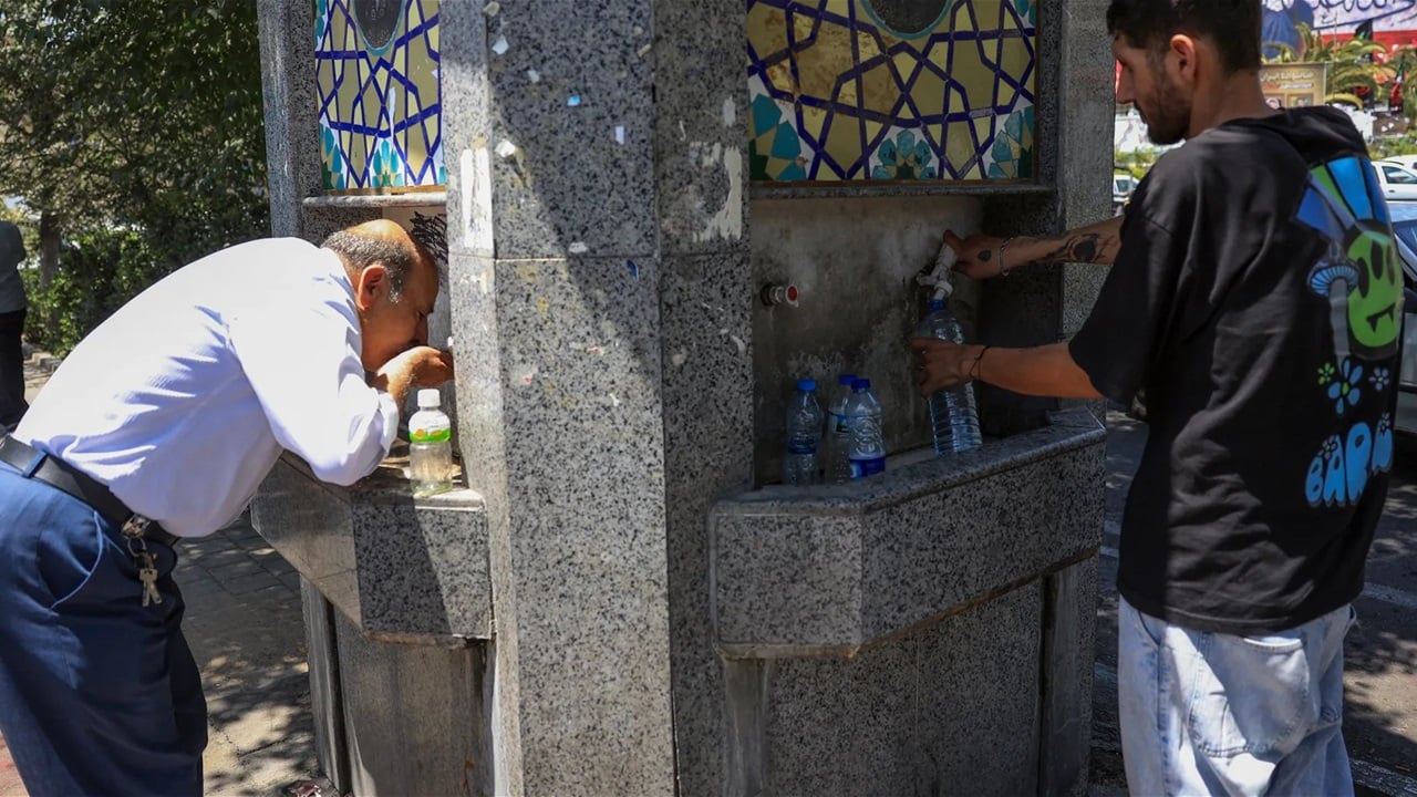 تحذير خطير: لا مياه في ايران بدءا من تشرين الأول المقبل