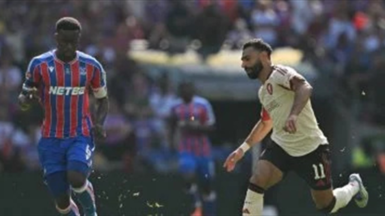 كريستال بالاس بطلا لكأس الدرع الخيرية على حساب ليفربول