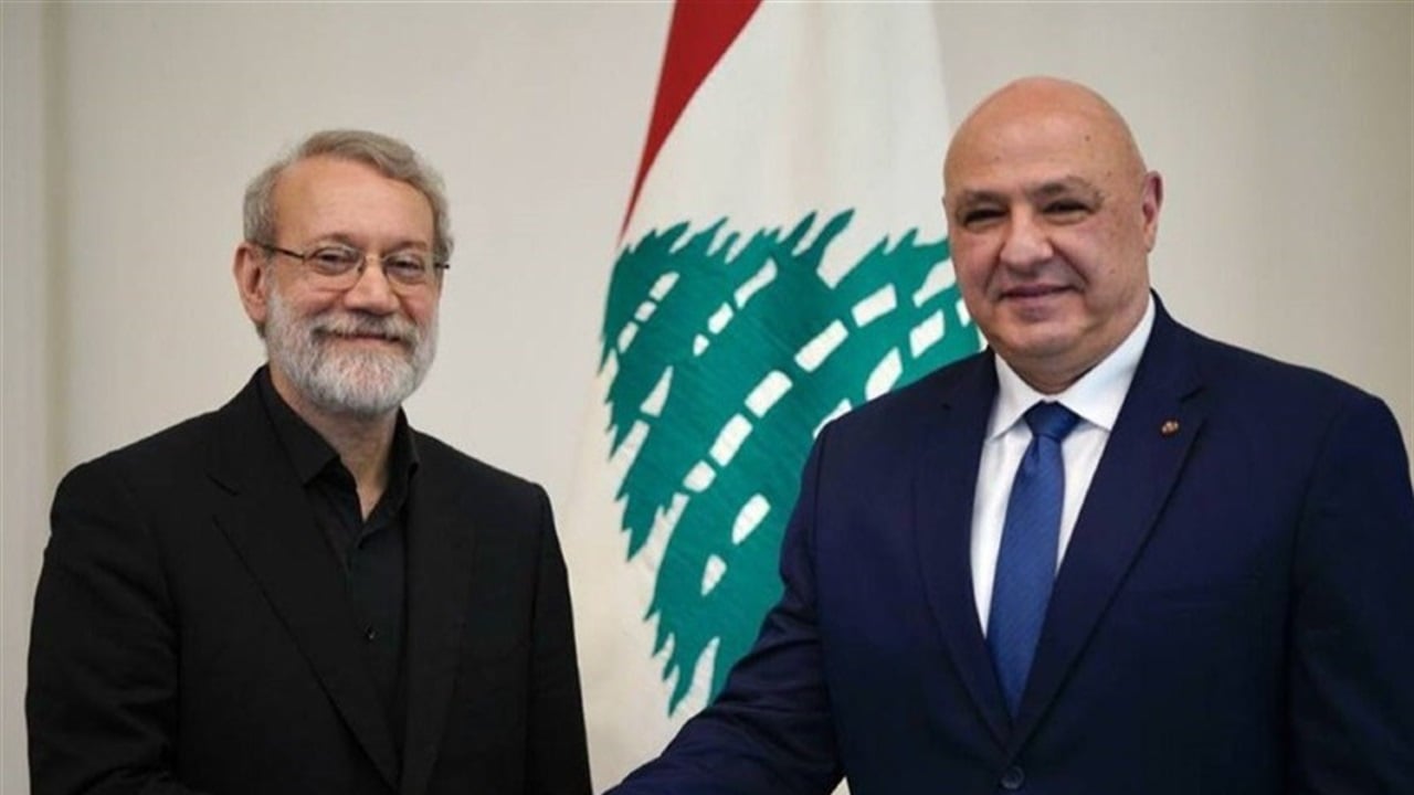 الرئيس اللبناني لـ لاريجاني: لبنان راغب بالتعاون مع إيران ضمن السيادة والصداقة 