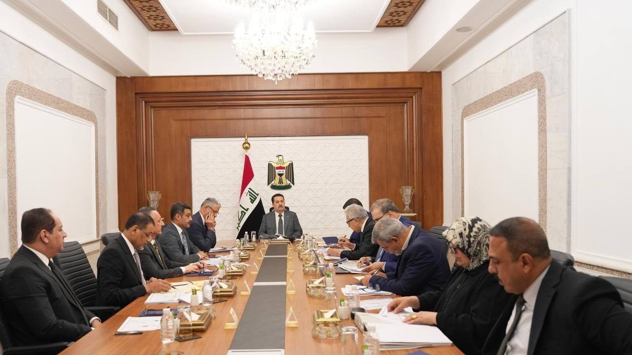 السوداني يوجه الوزارات بتذليل العقبات أمام القطاع الخاص