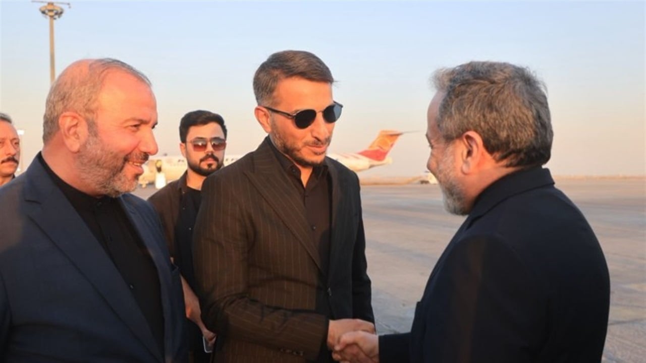 بعد يوم على زيارة لاريجاني.. وزير الخارجية الإيراني يصل النجف