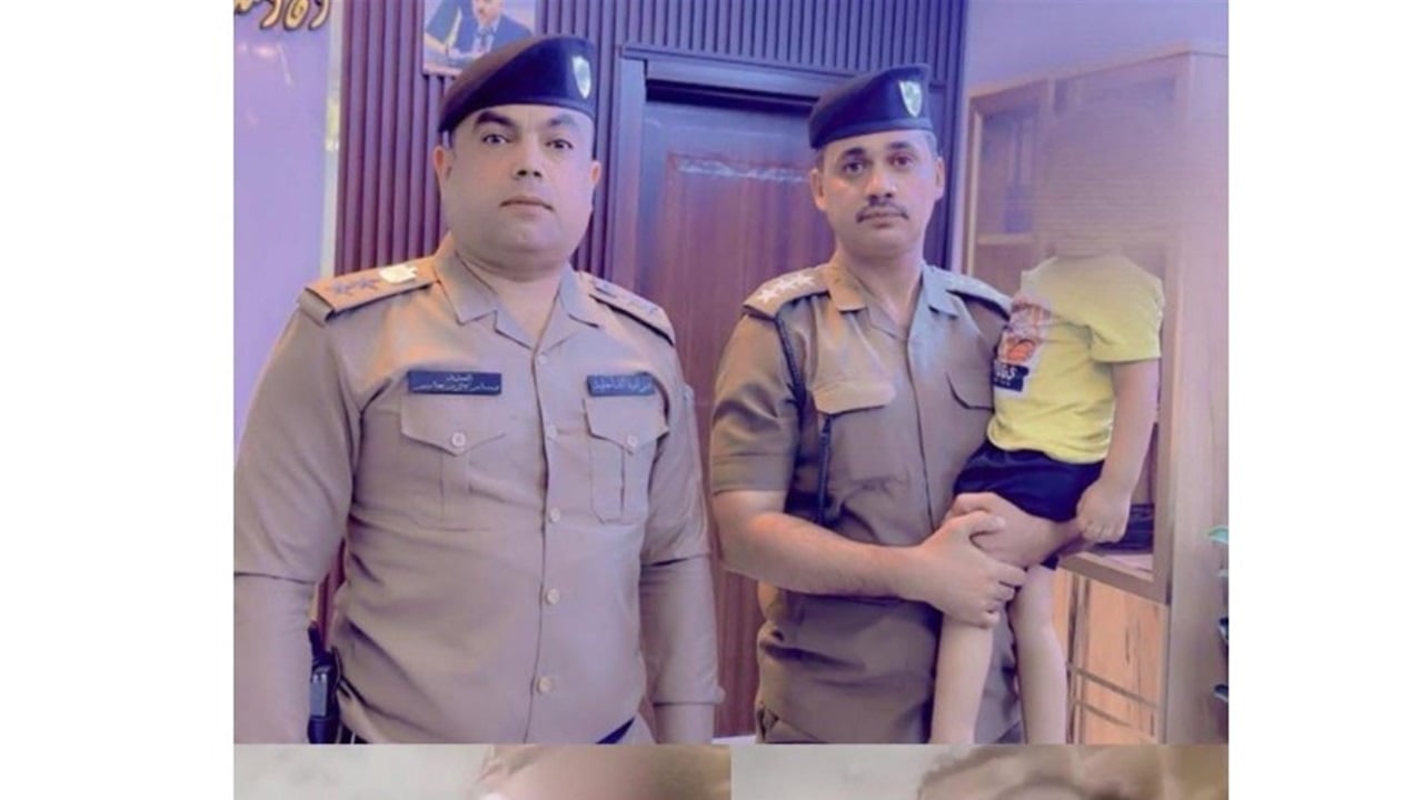 عذبته أمه نكاية بزوجها.. القوات الأمنية تتوصل الى &quot;الطفل المقيّد&quot; وتعتقل الجانية