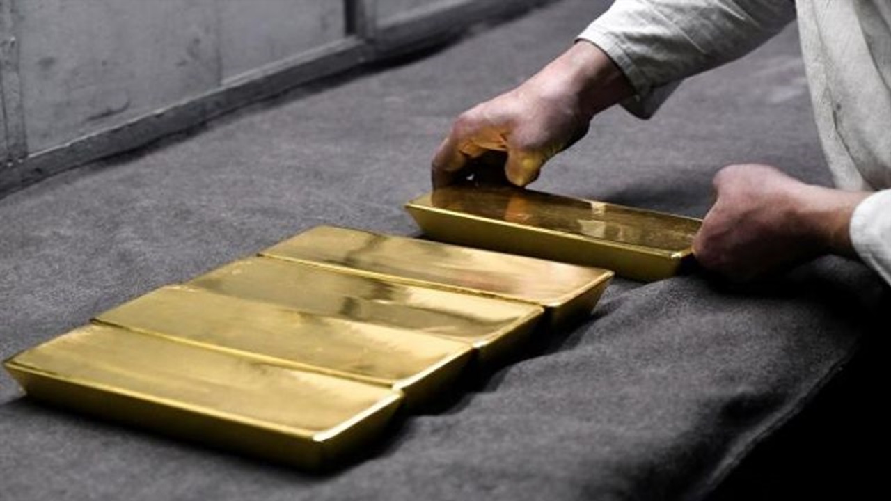 الذهب يراقب لقاء ترامب وزيلينسكي.. اما الارتفاع او الاستقرار 