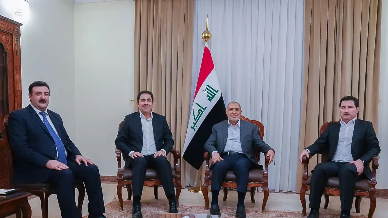 أول اجتماع للمشهداني ونائبه بعد &quot;جلسة الشجار&quot;.. اتفاق على اليات جدول الاعمال والاولوية لنوعين من القوانين