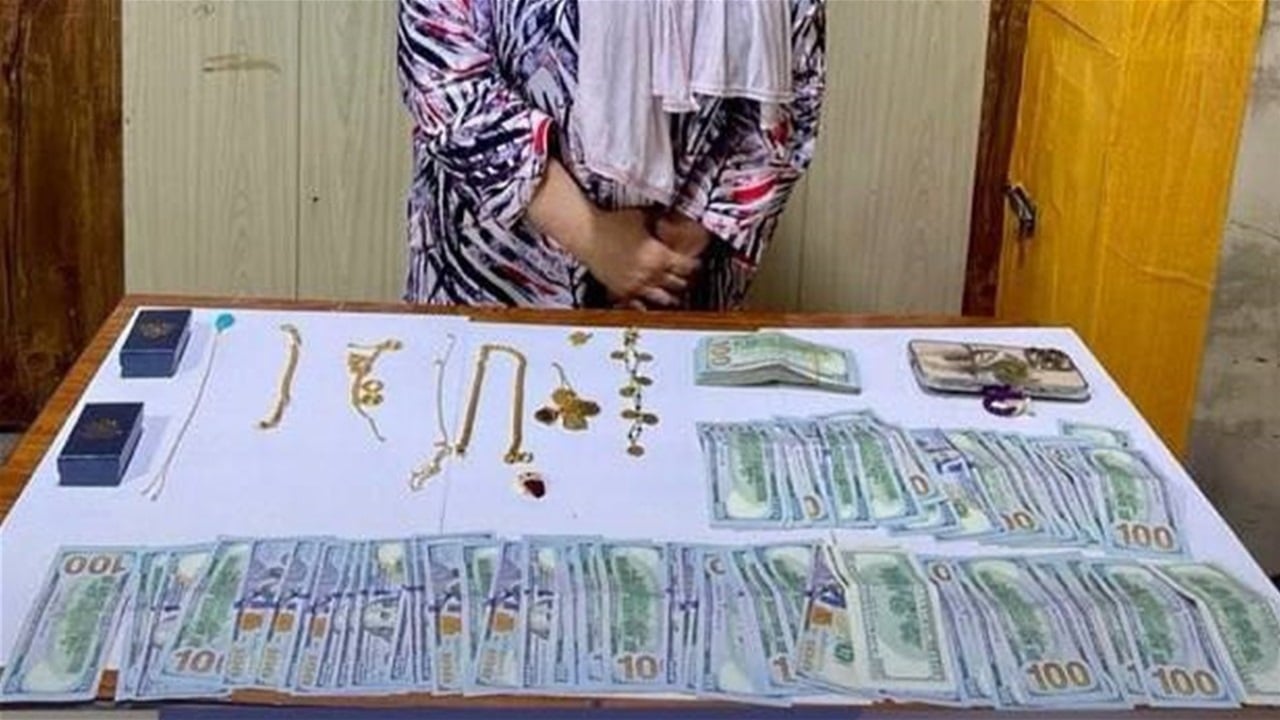 تقدم نفسها كمدبرة منازل.. قصة امرأة عراقية تمتهن النصب والاحتيال (صورة)
