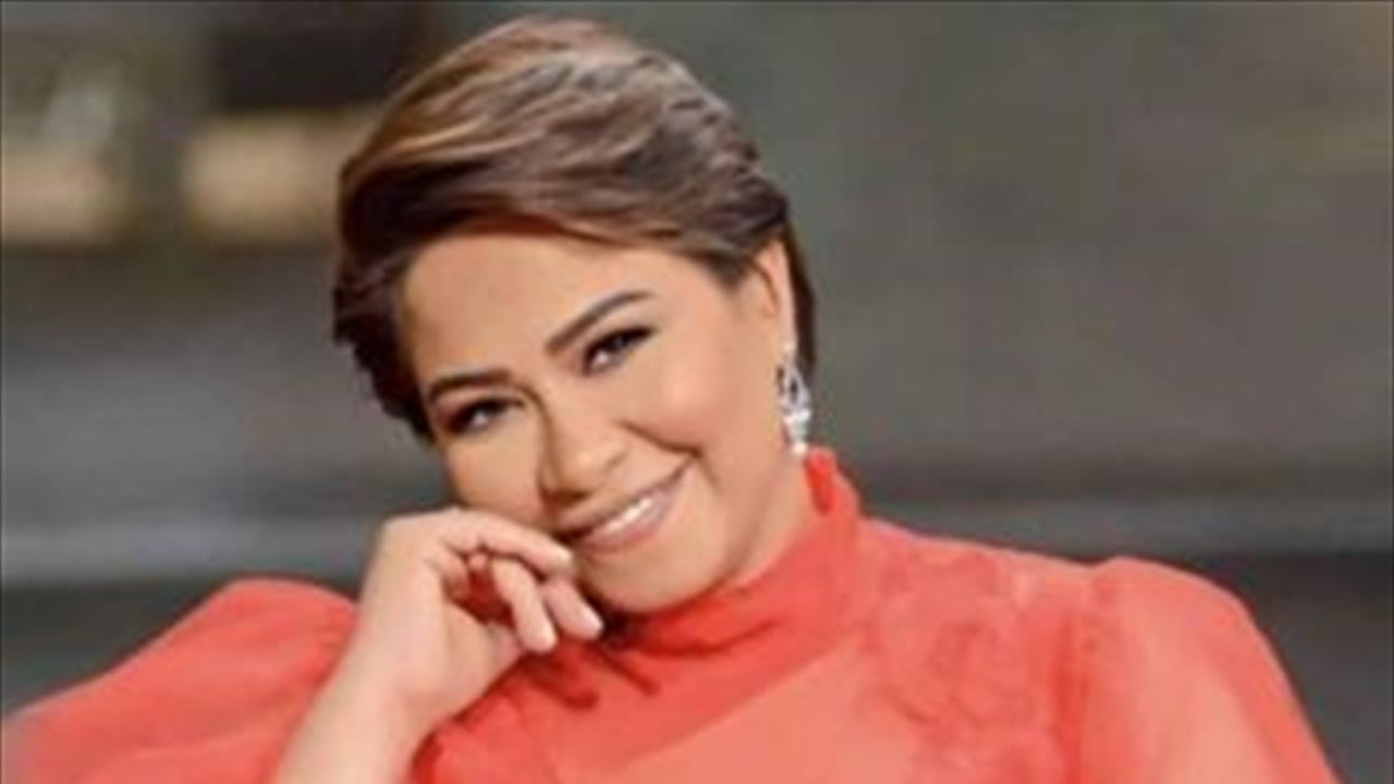 هل ستعود مكالمة البكاء؟.. شيرين تعلق على تصريحات محاميها: انتهى دورك