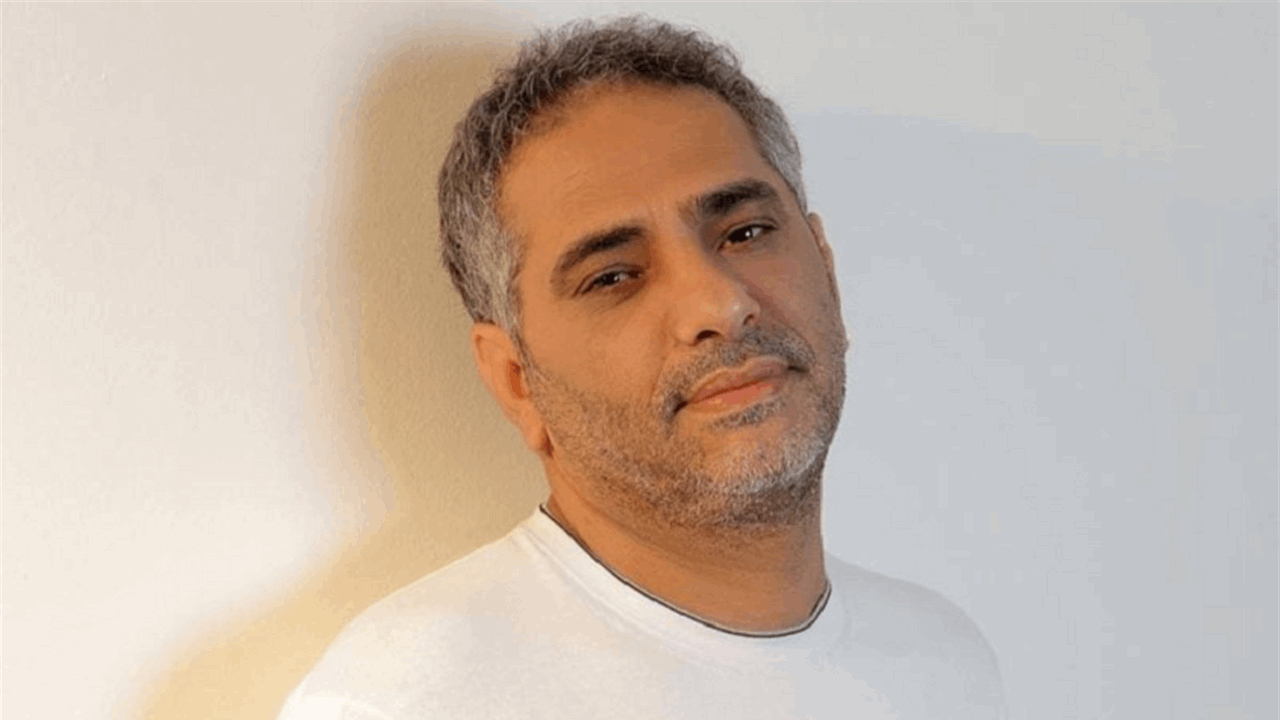فضل شاكر يغادر العزلة وأول ظهور علني منذ سنوات.. هذه وجهته