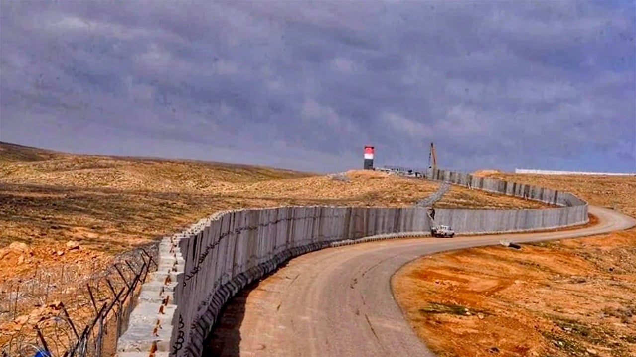 تحشيدات امنية لبدء عملية عسكرية ضد داعش والقاعدة قرب الحدود العراقية السورية