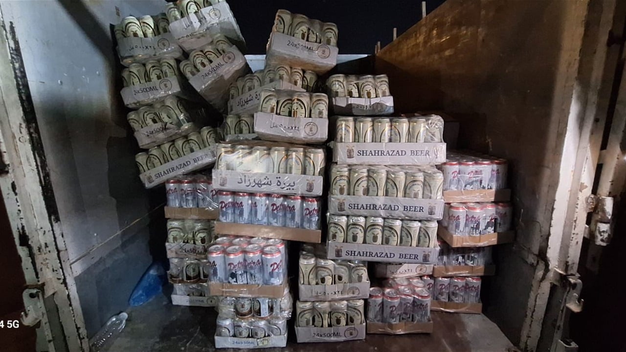 اغلاق منزل سكني في الخضراء يبيع المشروبات الكحولية