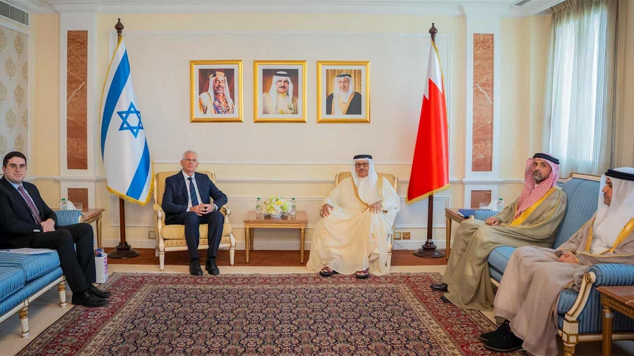 البحرين تتسلم أوراق السفير الإسرائيلي الجديد