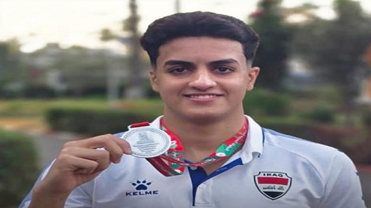 البطولة العربية الرابعة للسباحة: عراقي يحرز الميدالية الفضية الثانية