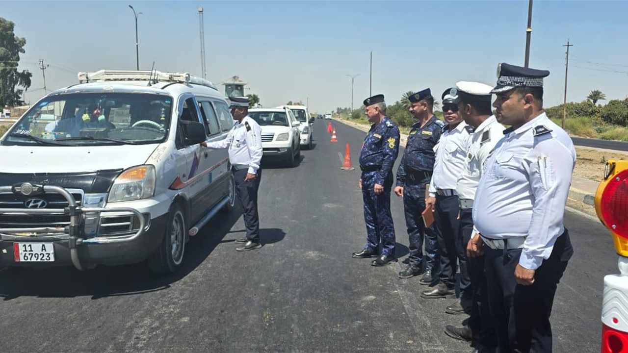 الداخلية تدعو زوار سامراء إلى استخدام النقل الجماعي وتجنب السرعة