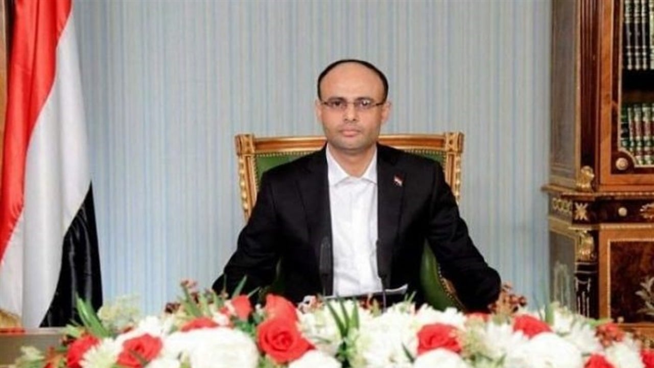الحوثيون يتوعّدون بـ&quot;الثأر&quot; بعد ضربة مجلس الوزراء