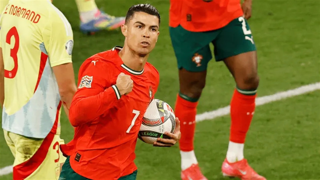 رونالدو يقود البرتغال في انطلاق تصفيات مونديال 2026