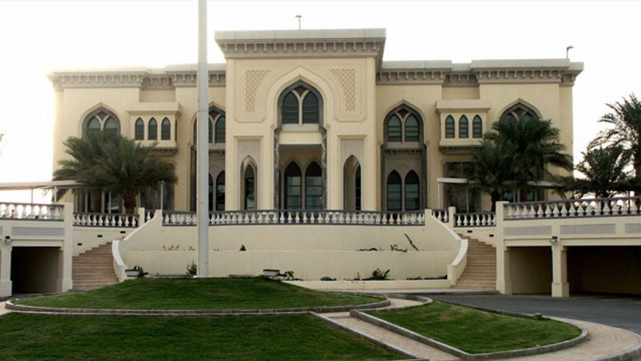 السفارة الامريكية توجه نداءً لرعاياها في الدوحة بعد الهجوم الإسرائيلي