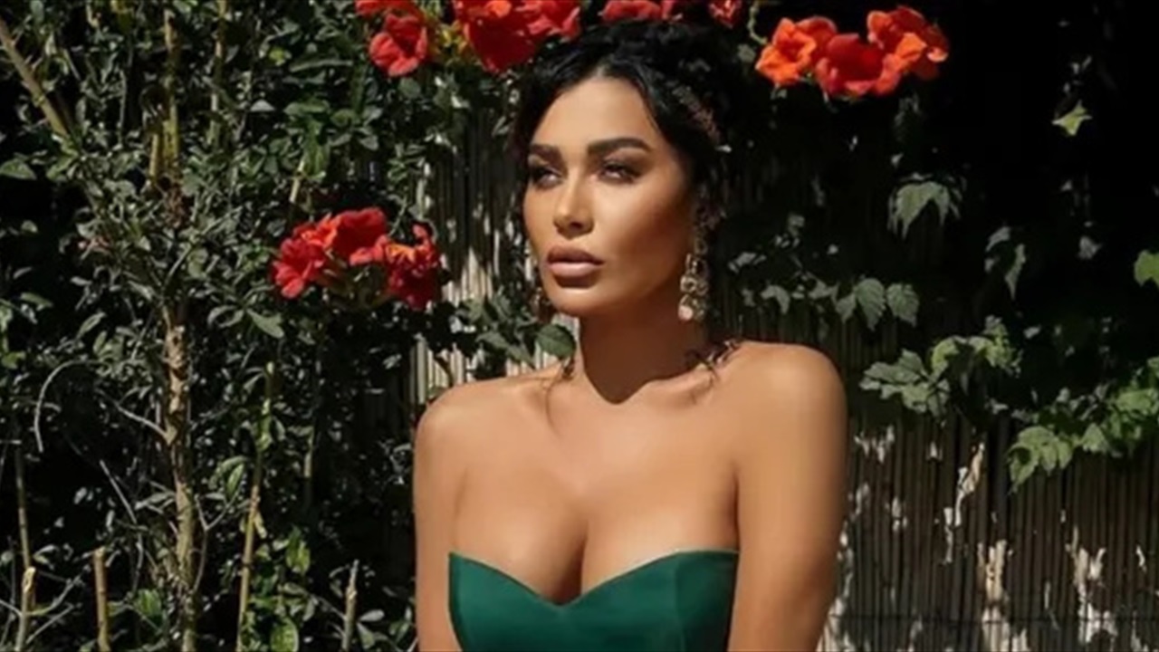 لهذا السبب.. نادين الراسي تعتذر من فضل شاكر 