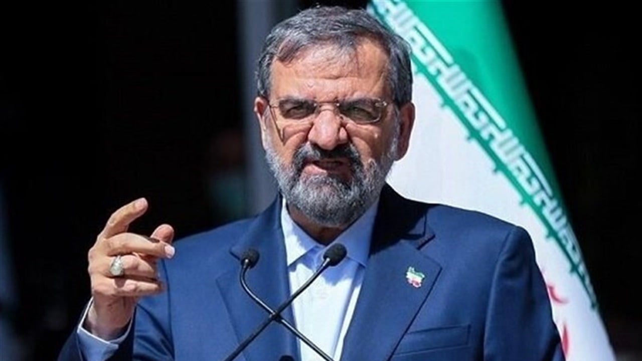 القائد السابق للحرس الثوري يدعو لـ&quot;حلف إسلامي عسكري&quot;: العراق ينتظر دوره من القنابل الاسرائيلية