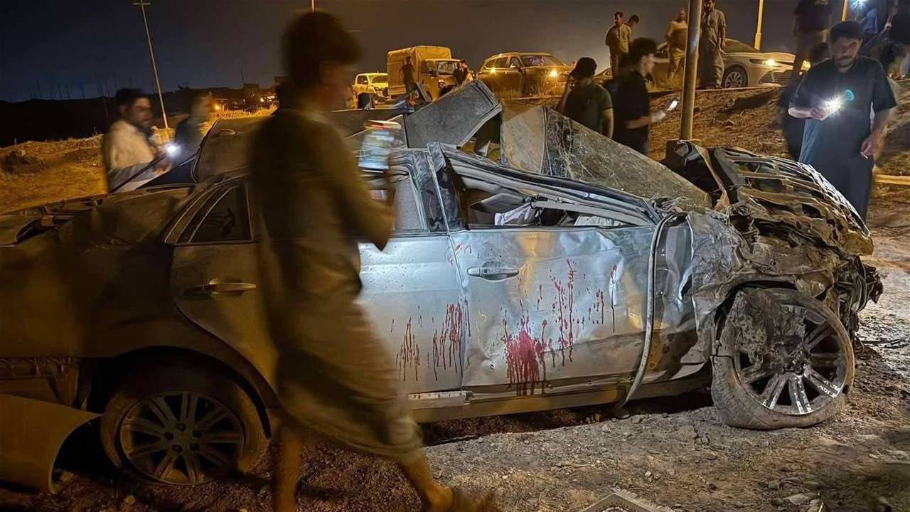 نزيف الطرقات مستمر.. حادث يتسبب بمصرع وإصابة 7 أشخاص (صور)