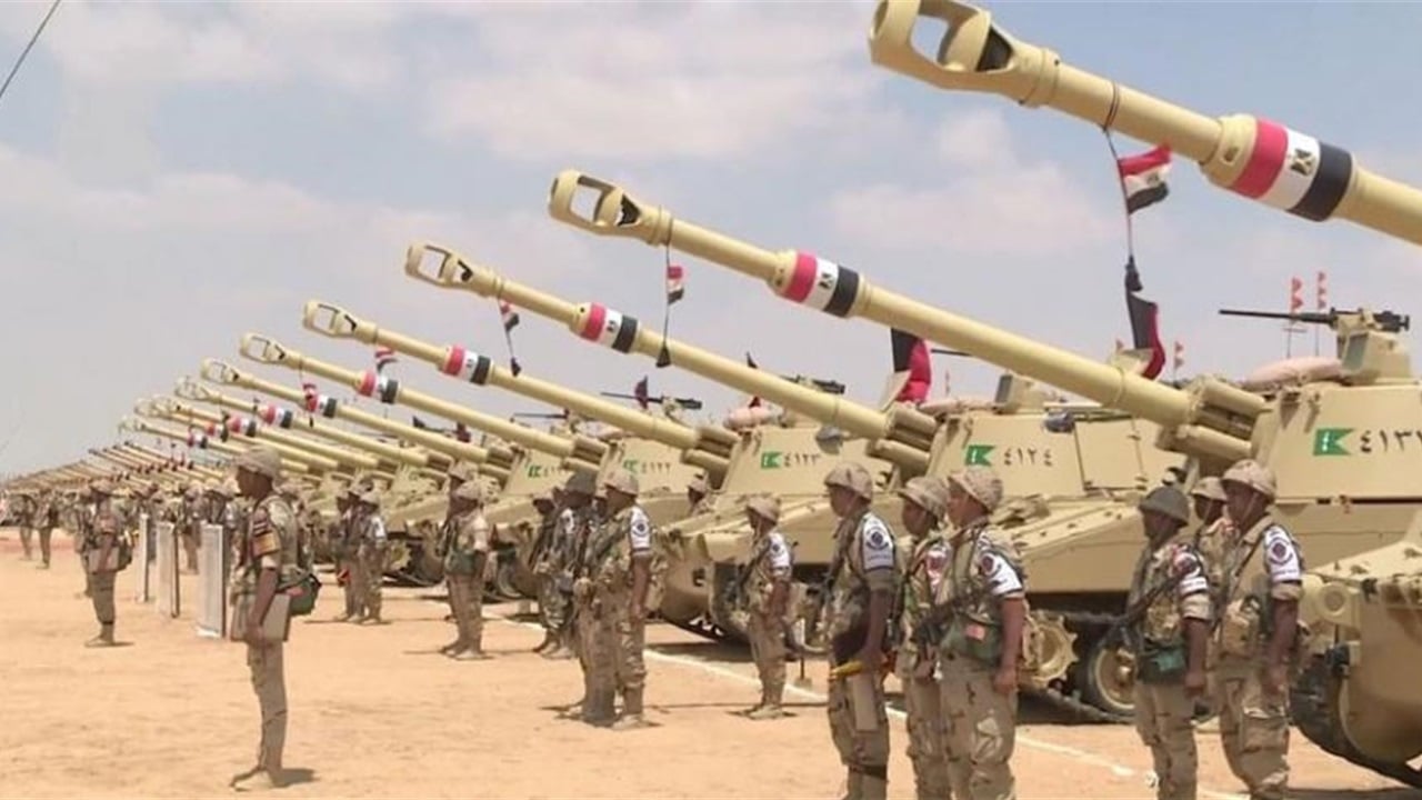 مصر تكشف سبب تواجد جيشها في سيناء