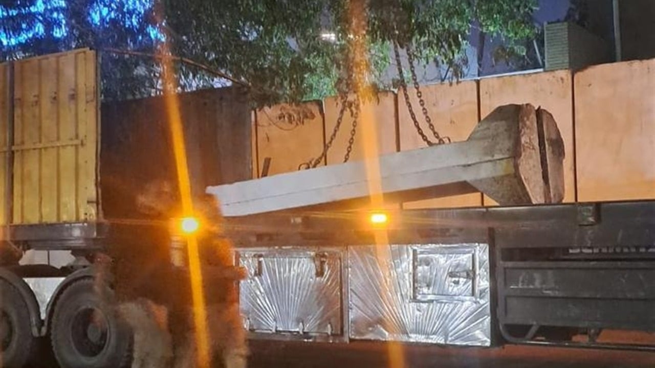 بعد سنوات على وجودها.. كتل كونكريتية تودع أبو نؤاس (صور)